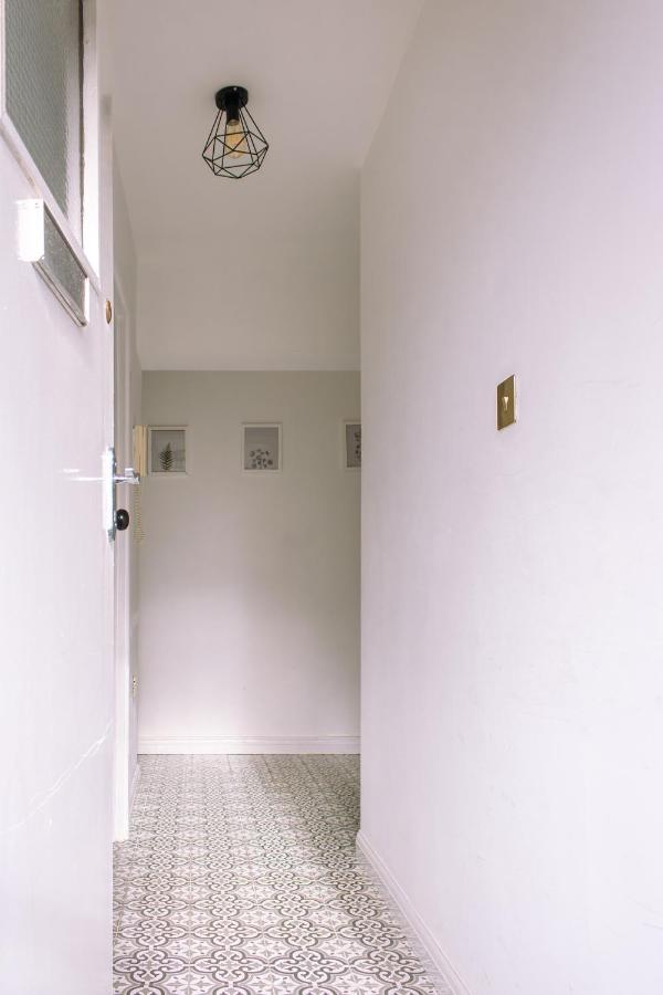 Nice 4 Bedroom Apartment Near City Centre 2-Min Walk To Metro !! Business & Family Friendly!! Londra Esterno foto
